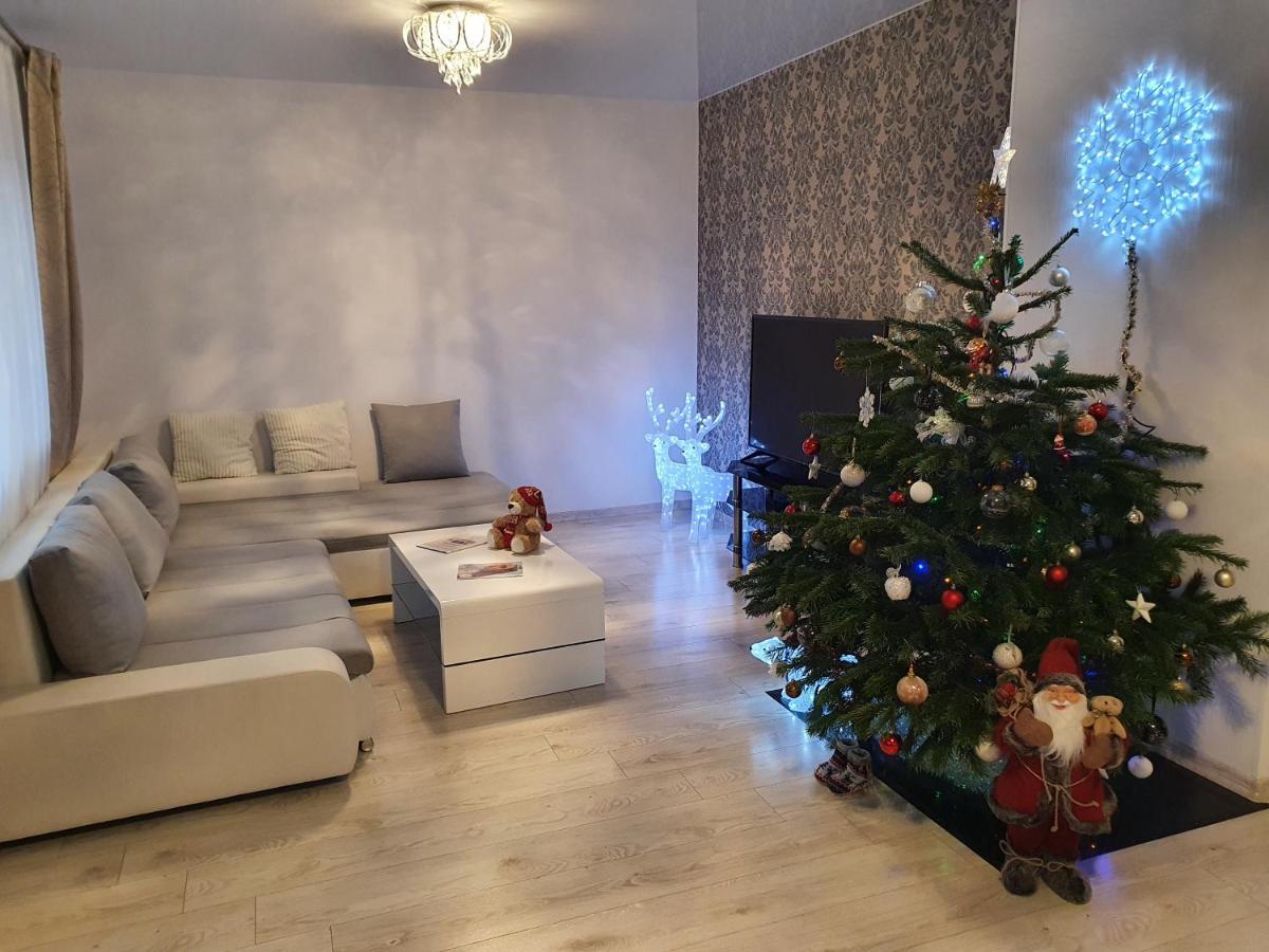 Svetes House - Garden & Bbq & Parking Villa Liepaja Ngoại thất bức ảnh