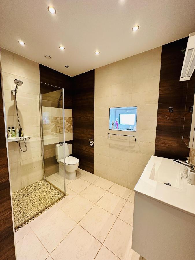 Svetes House - Garden & Bbq & Parking Villa Liepaja Ngoại thất bức ảnh